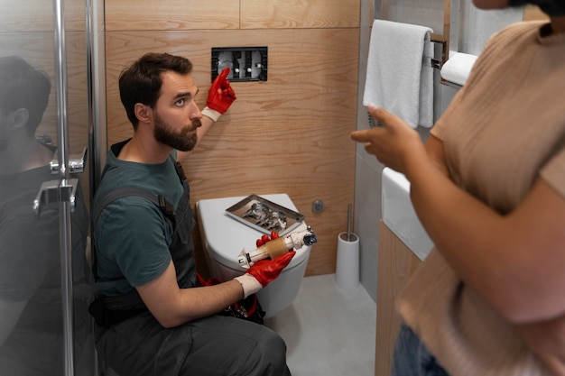 Cum se poate face modernizarea instalațiilor cu minim de disconfort pentru locatari?